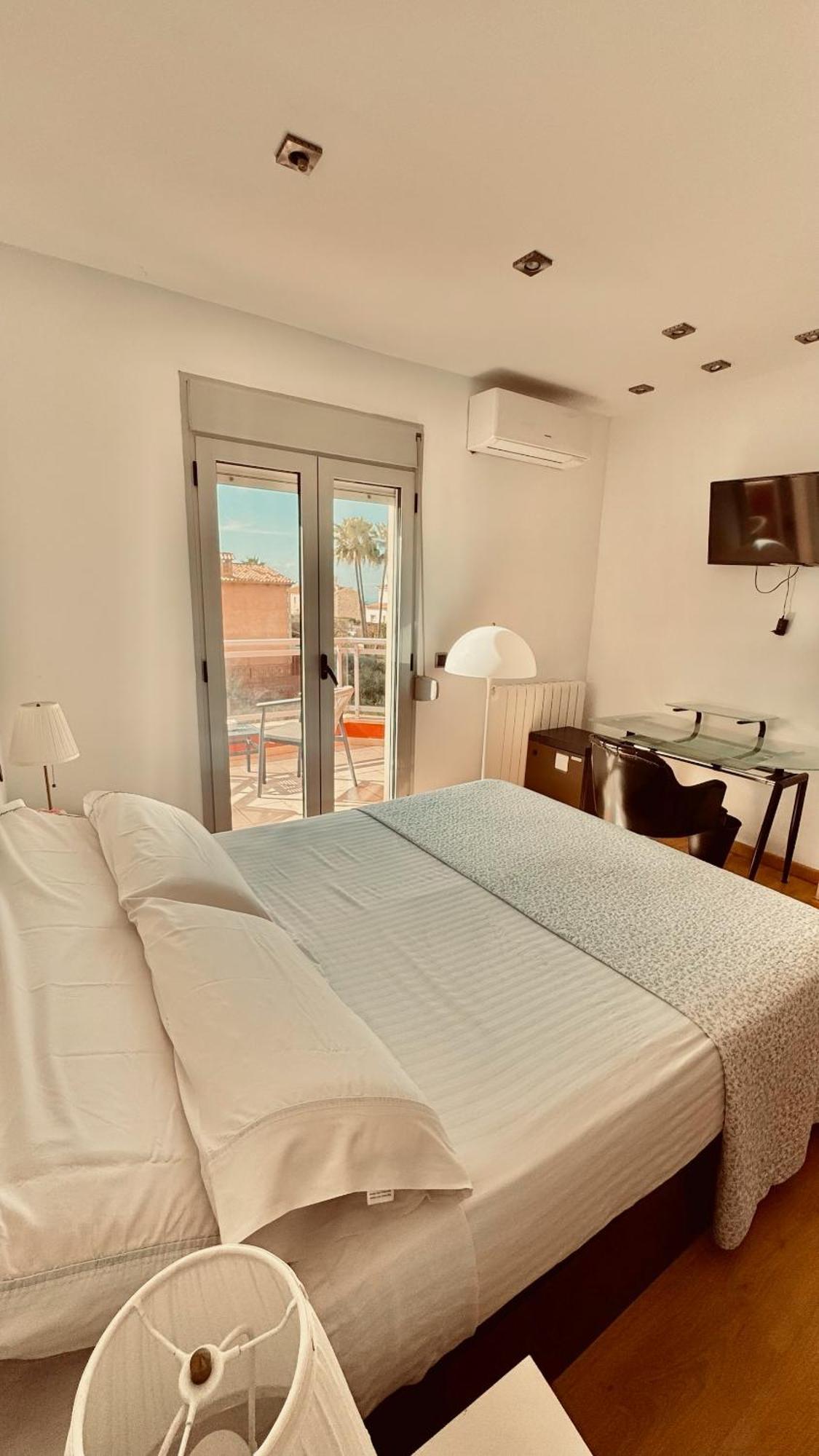 Privatunterkunft Red House Llucmajor (Mallorca)
